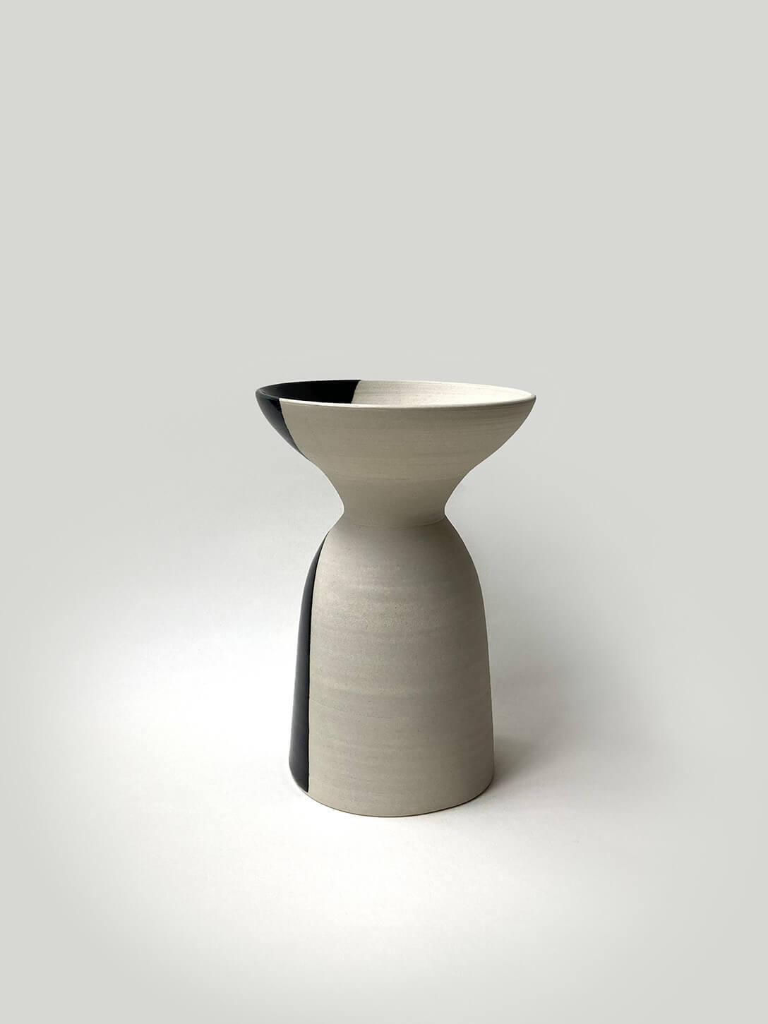 PLAY 02 LARGE DECORATIVE CUP