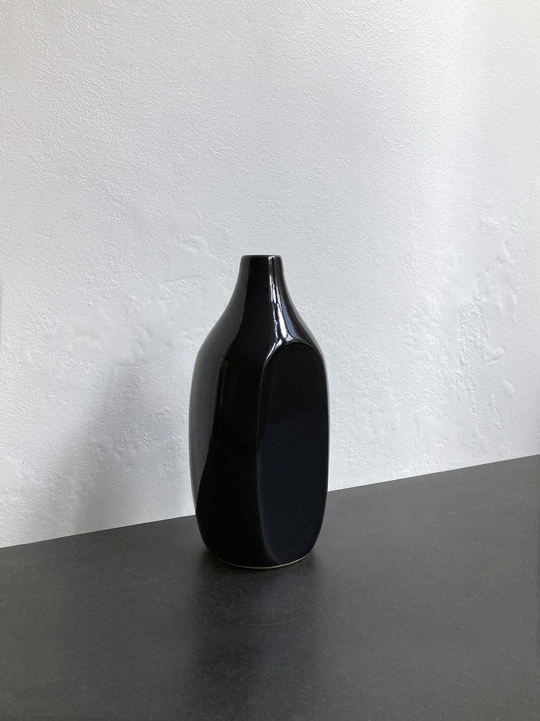 VASE FLACON ENCRE NOIRE